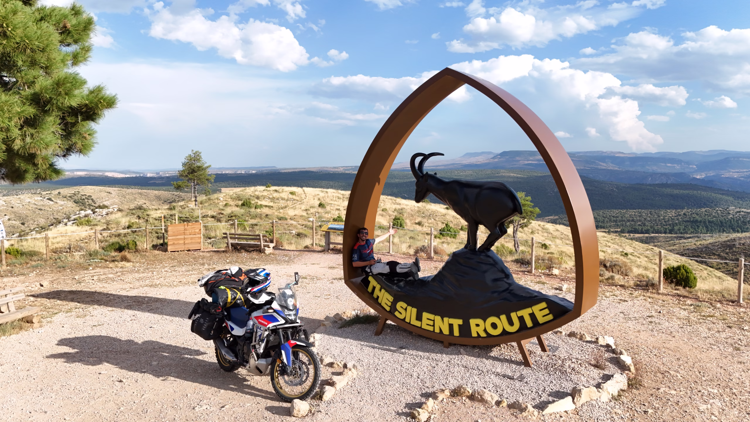 Juglar en ruta - Ruta del silencio Juglar en ruta - Ruta del silencio